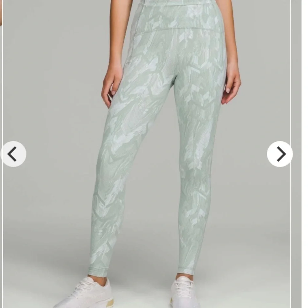 Lululemon Swift Speed High-Rise Tight 28